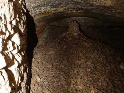 ...che ne hanno cos� innalzato il piano di calpestio...